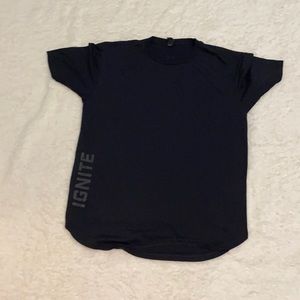 Anvil Women’s tee large